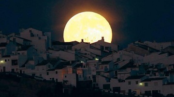 moonc.JPG